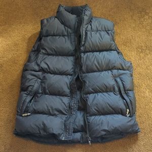 Black down puffer vest